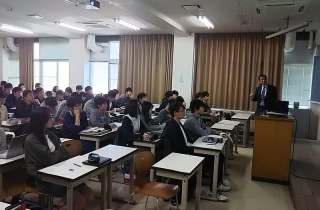 新潟大学にて講演を行いました。